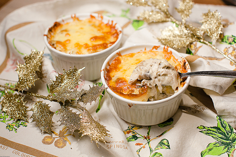 Жульен с курицей и грибами в духовке рецепт с фото