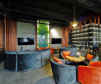 MOS lounge&bar (Домодедовская)